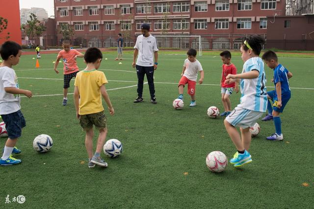 王俊杰18+7+6宁波送上海四连败 洛夫顿18+10