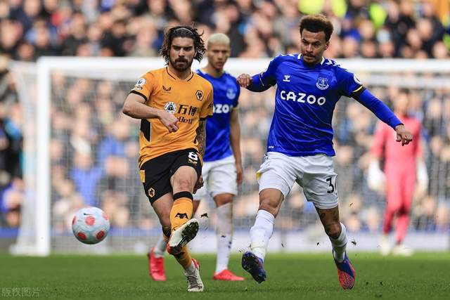 西甲-拉菲尼亚破门莱万建功 巴萨2-2塞尔塔