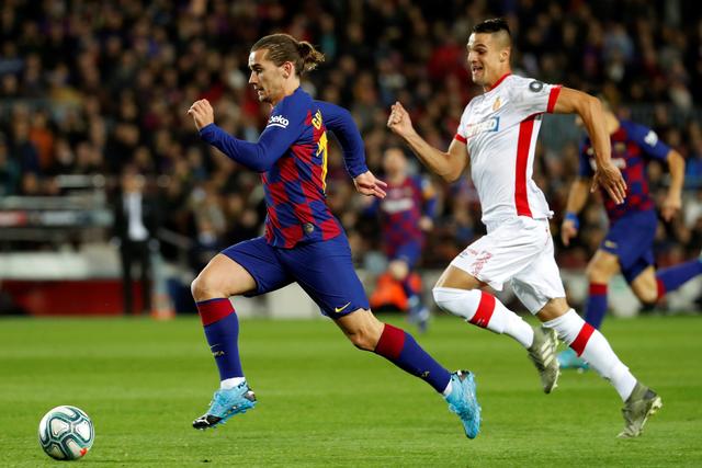 詹姆斯23+4+9浓眉21+12 湖人大胜送猛龙14连败